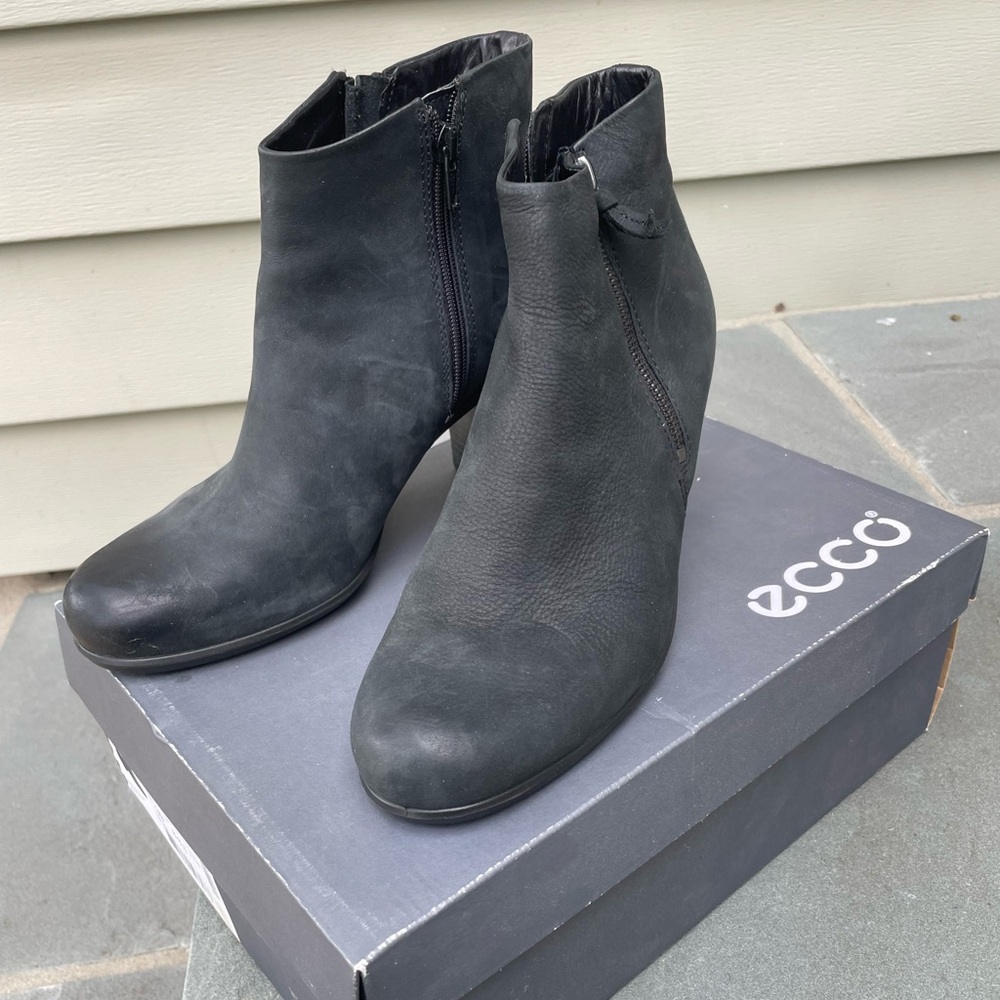 Ecco Black Ankle Boots